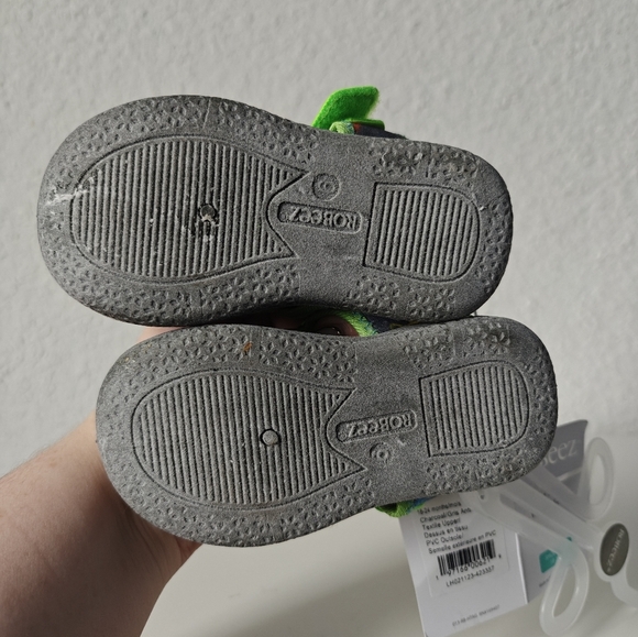NWT ROBEEZ boys Water Shoes - Picture 4 of 6